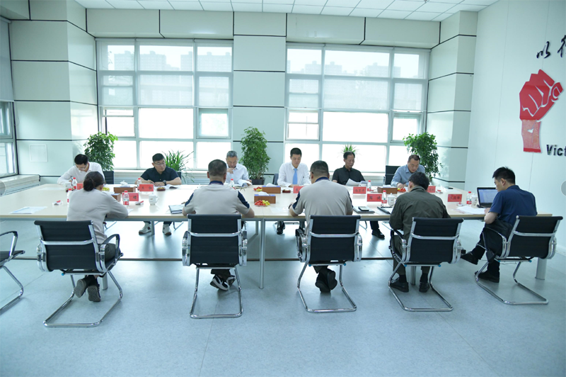 新疆凯发k8一触即发科技公司董事会、股东会、监事会等系列会议成功召开